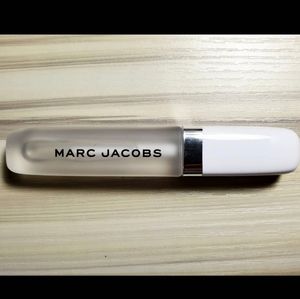 *SOLD* New Marc Jacobs Coconut Lip Oil